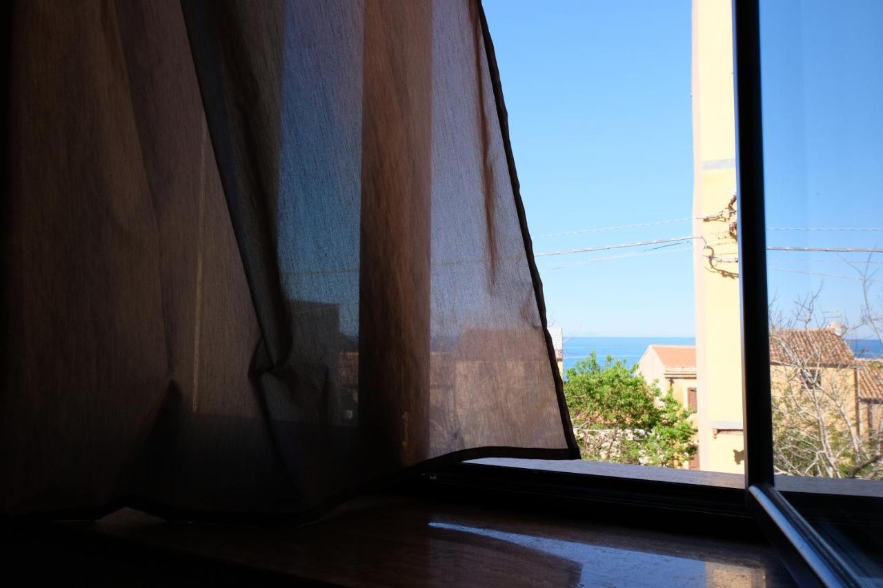 Il Miglio In Piu Bed & Breakfast Castel di Tusa Luaran gambar